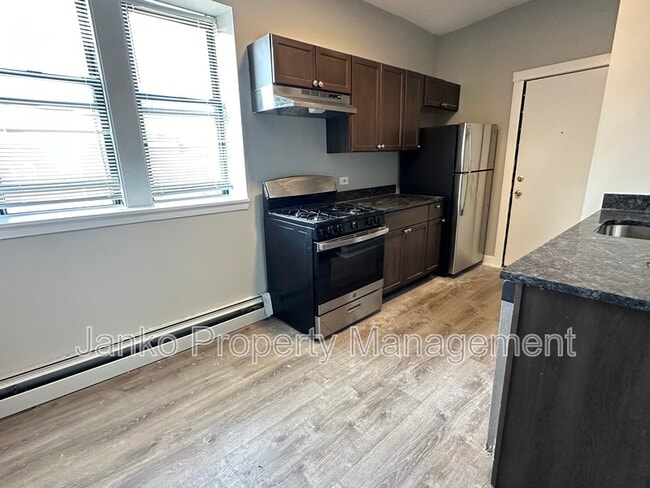 Photo - 5657 W Washington Blvd