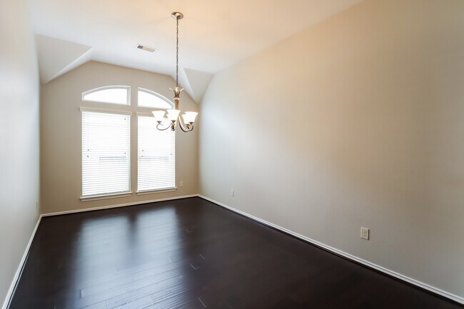 Photo - 26122 Serenity Oaks Dr