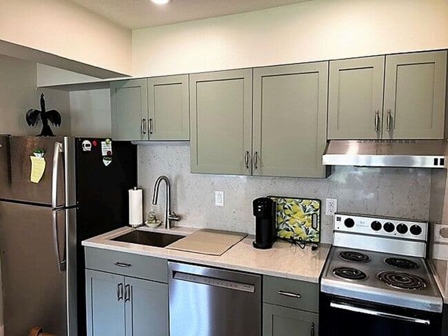 Photo - Long Term Rental - Chateau Claire 50 Unit 50