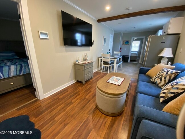 Photo - 215 Webster Ave