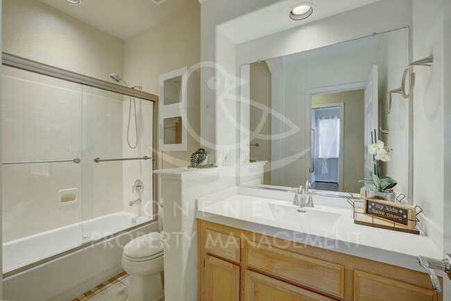 Photo - Upscale Living; Private 1 bdrm ADU with Dedicated entrance and backyard!