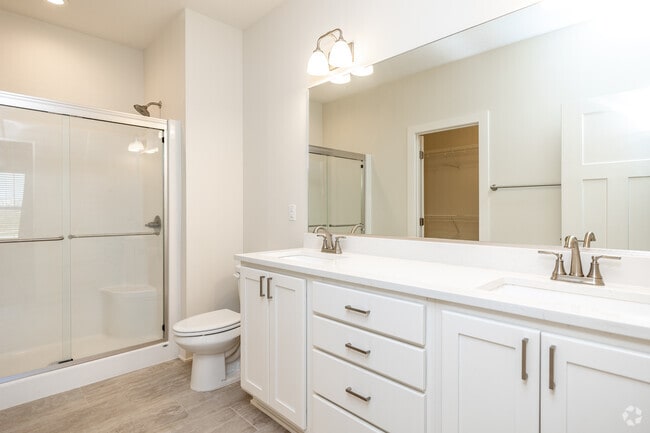 4BR, 2.5BA - 3,000 SF