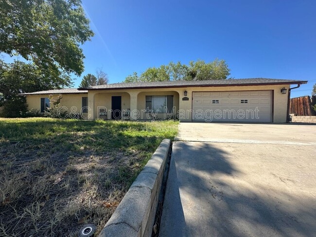 Building Photo - 14170 Montecito Pl Rental