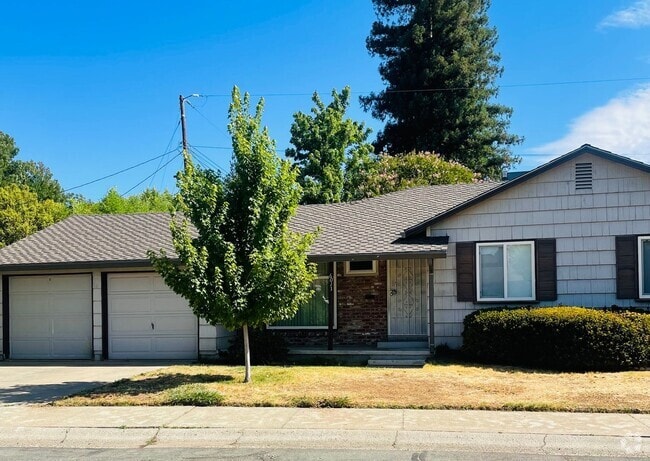 Building Photo - 7356001/51 Unit 7356001001 Rental