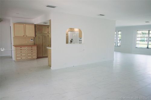 Photo - 210 SE 2nd Terrace