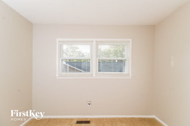 Photo - 1724 Waverly St