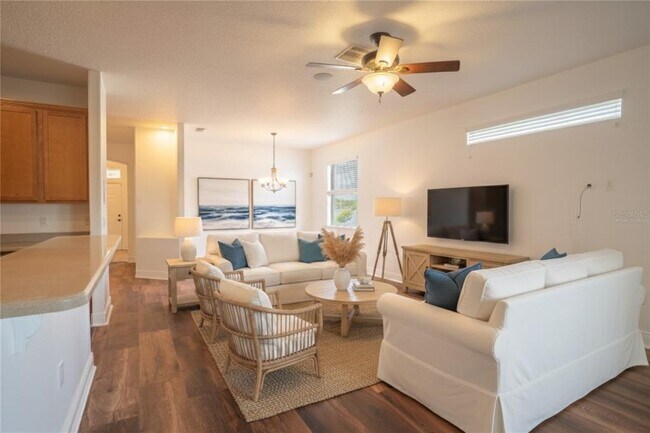 Photo - 1886 Van Gogh Dr House