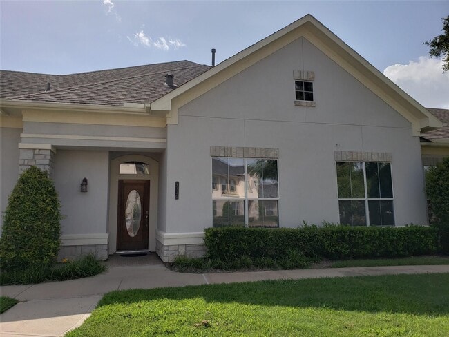 Building Photo - 4330 Lake Run Dr