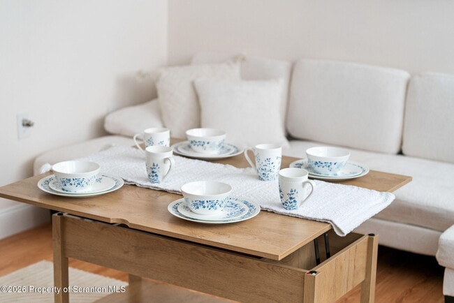 Photo - 220 Linden St