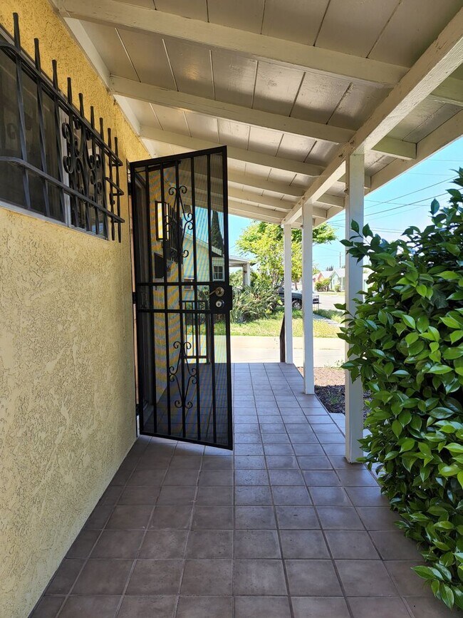 Pet Friendly & Charming 2BR House with Bac... Rental House Rental in