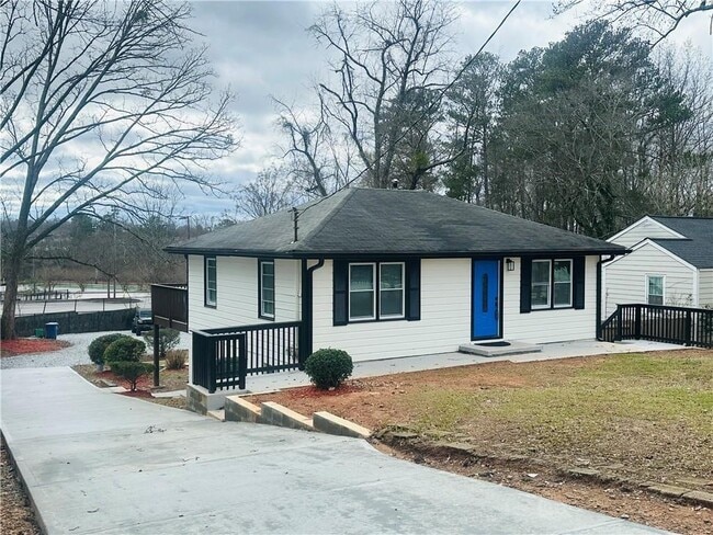 Photo - 1288 Northwest Dr NW