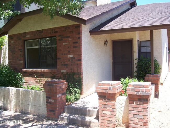 Photo - 2 bed Townhouse near Downtown Gilbert