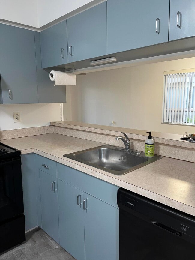 Photo - 6104 Glenmoor Dr Unit 6104