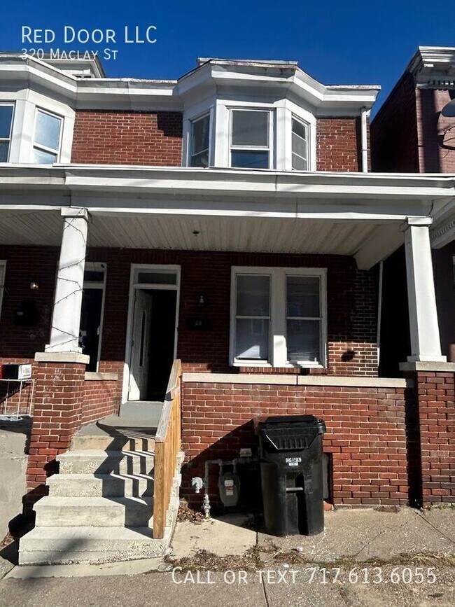 Building Photo - 320 Maclay St