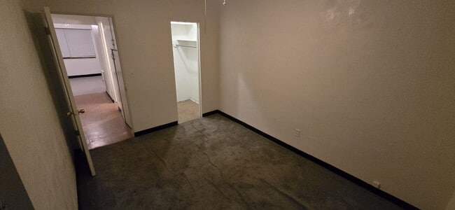 Photo - 1908 20th Ave W