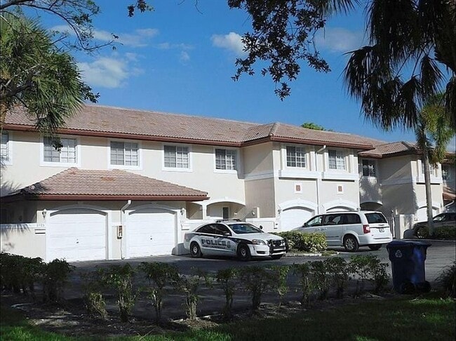 Building Photo - 8985 NW 38th Dr