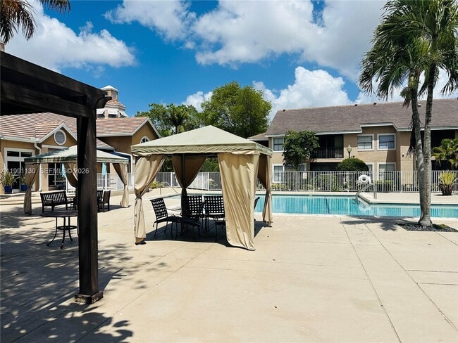 Building Photo - 15689 SW 106th Ln Unit 701