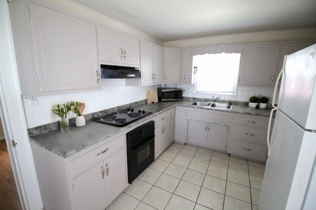 Photo - 2205 N Glenwood Ave