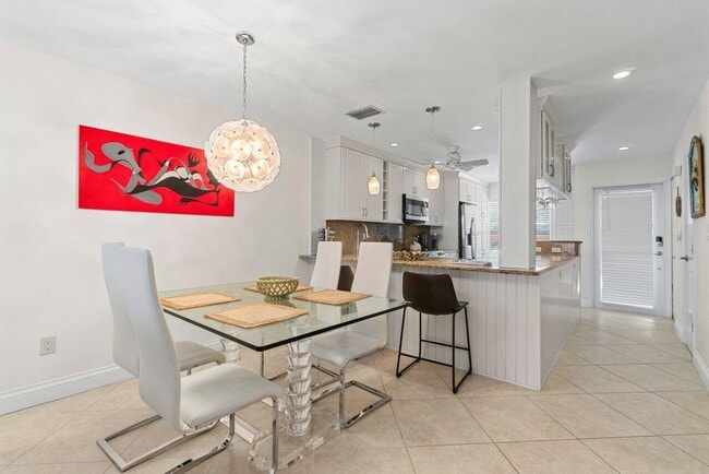 Photo - 842 SE 19th Ave