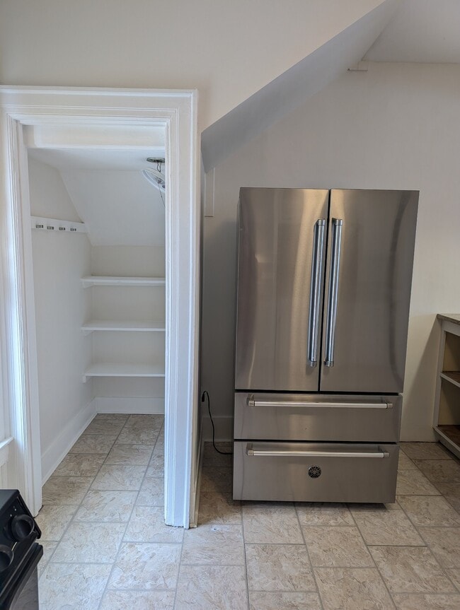 Photo - 5313 Broadway Unit 1