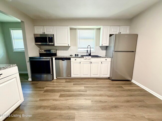 Photo - 5303 Hosta Ln
