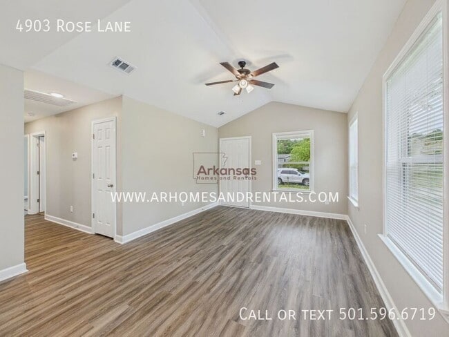 Photo - 4903 Rose Ln