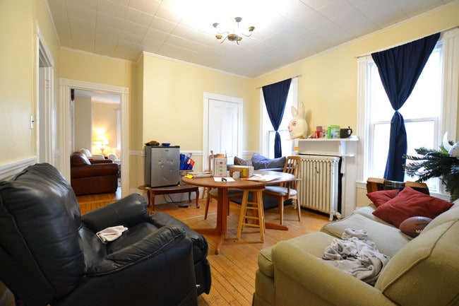 Photo - 19 Bennett St Unit 1x