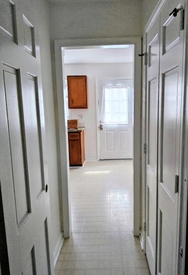 Photo - 147 Candlewick Dr Unit In-Law Suite