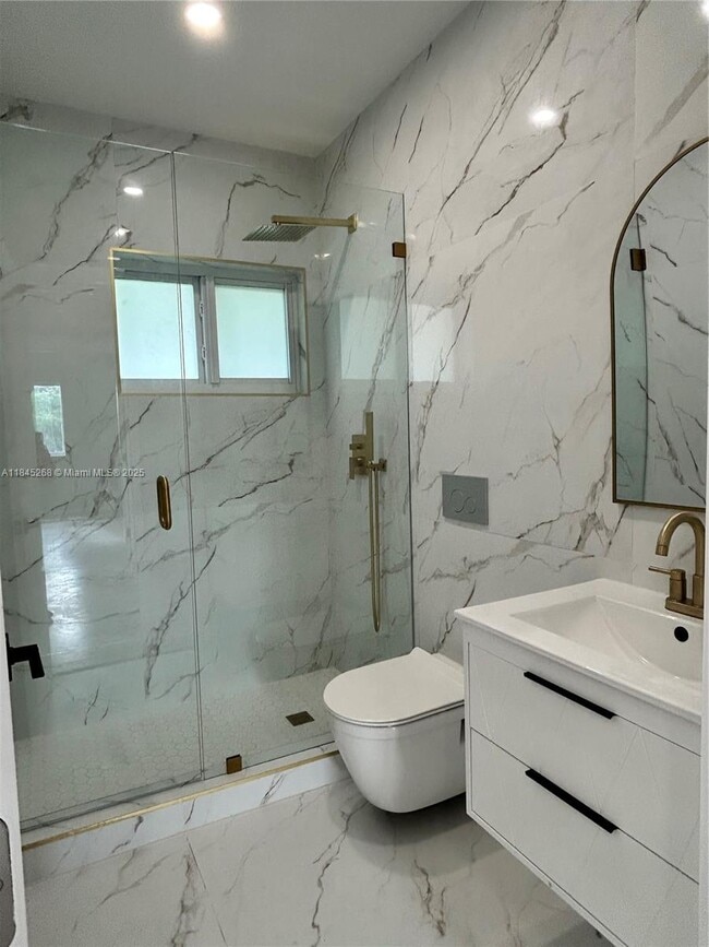 Photo - 1936 Normandy Dr Unidad 10