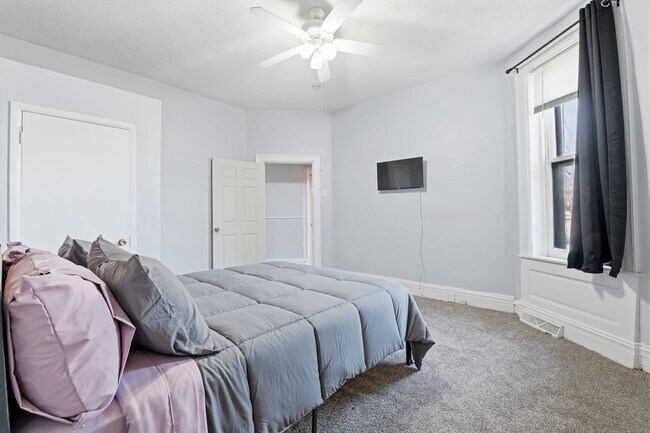 Photo - 2711 Allen Ave Unit Furnished  in Fox park