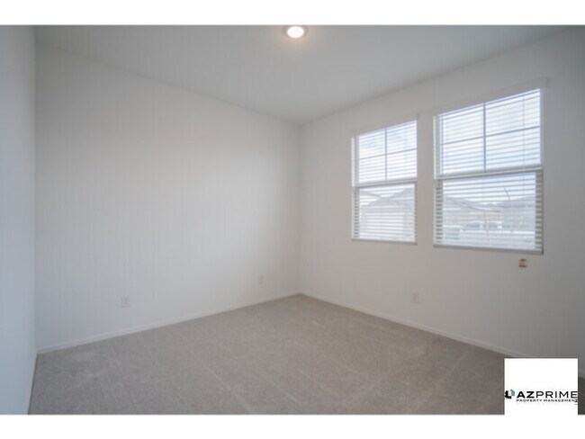 Photo - Spacious 4/3 Maricopa House - Comfort &amp; Style!