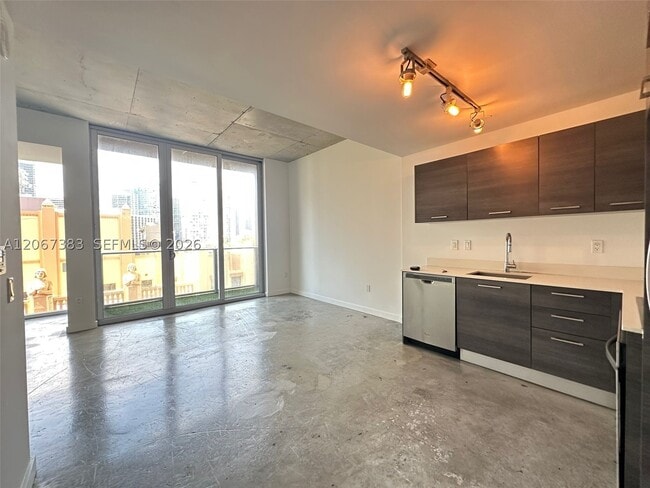 Photo - 151 SE 1st St Unit 1505