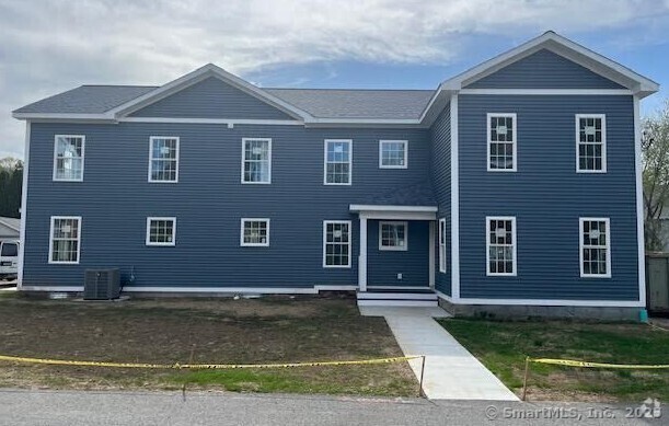 Building Photo - 14 Elm St Rental