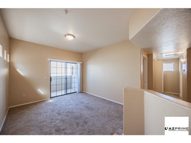 Photo - South Mountain Convenience in this Lovely 1/1 Phoenix Condo!