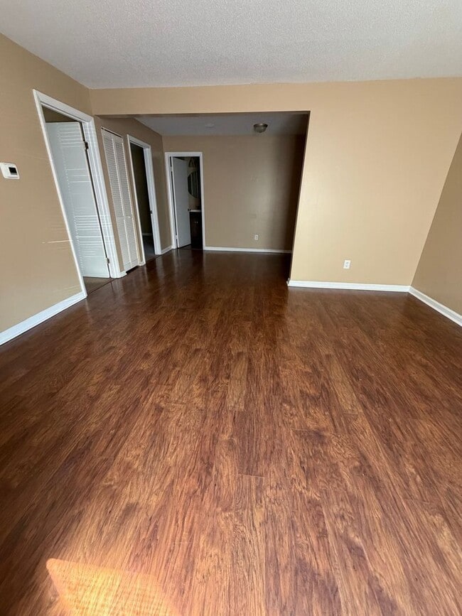 1721 N Jim Minor Rd Unit B