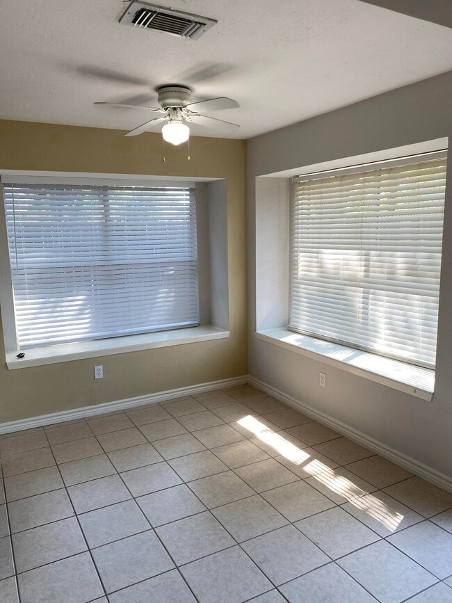 Photo - 18635 Bridoon Dr