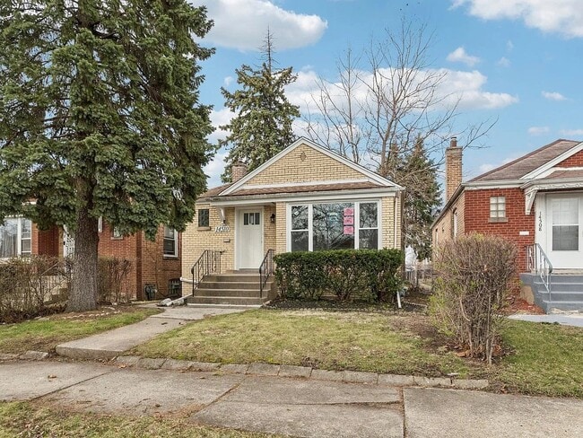 Building Photo - 14510 S Emerald Ave