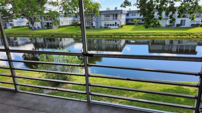Building Photo - 419 Saxony Way Unit 419