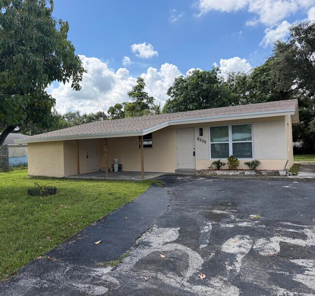 6200 SW 41st Pl