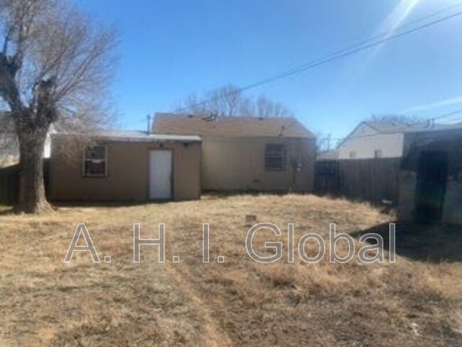 Photo - 4624 S Bonham St