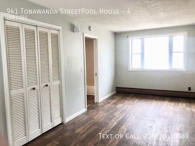 Building Photo - 941 Tonawanda St Unit 4 Rental