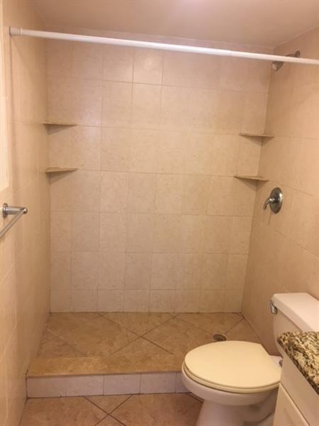 Photo - 411 SE 8th St Unidad 127