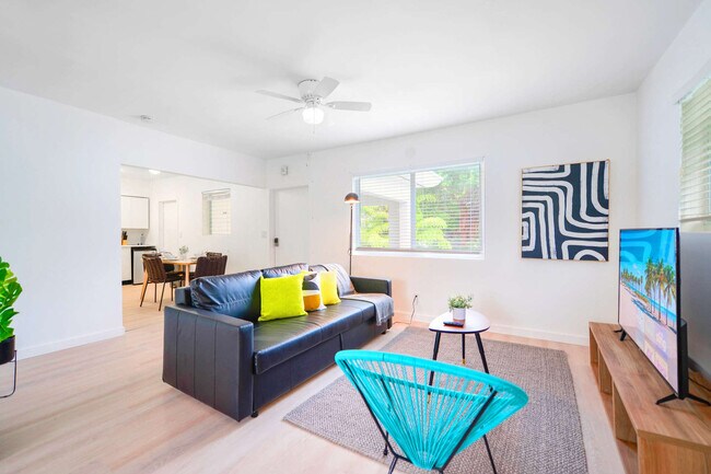 Photo - 515 NE 82nd St Unidad FL2-ID1022245P