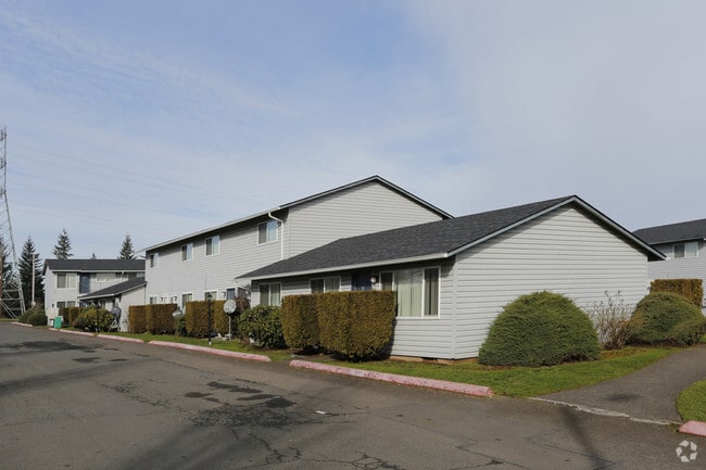 Cinnamon Square Apartments