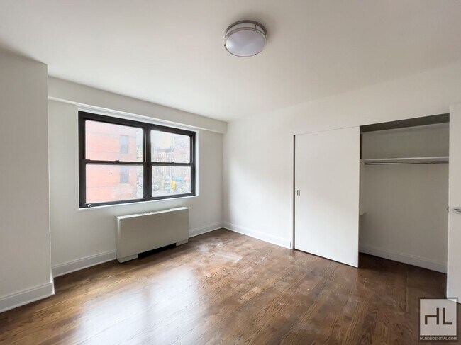 Photo - E 88th St Unidad 5D