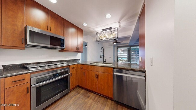 7157 E Rancho Vista Dr Unit 2011
