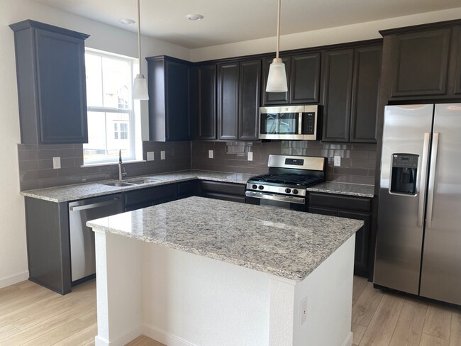 Photo - 4096 Chasm Lk Dr