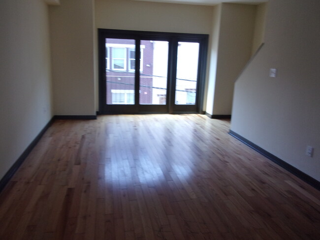 Building Photo - 1911 N Gratz St Unit B Rental