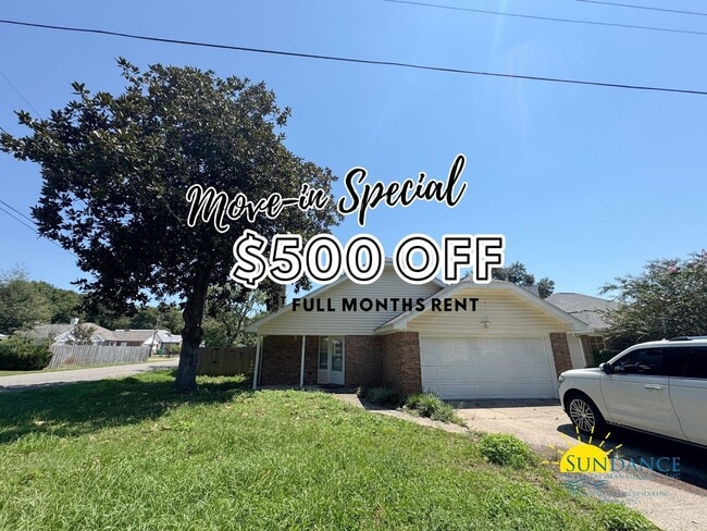 Building Photo - Charming 3 Bedroom Home in Fort Walton Beach!