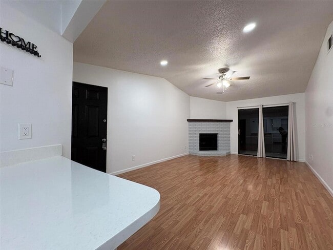 Photo - 1724 Foxhall Cir Unit 408